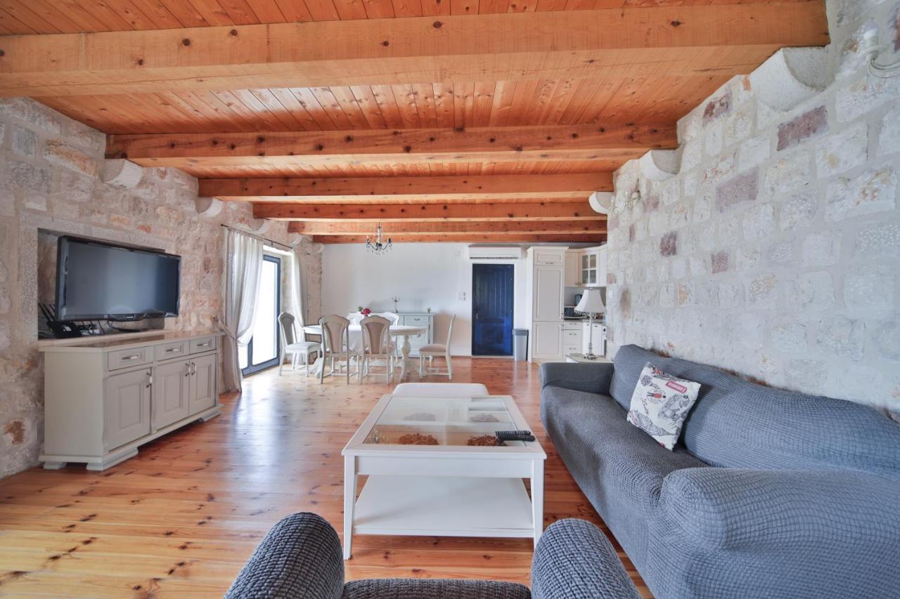 Olive Resort Rijeka Reževići Extérieur photo
